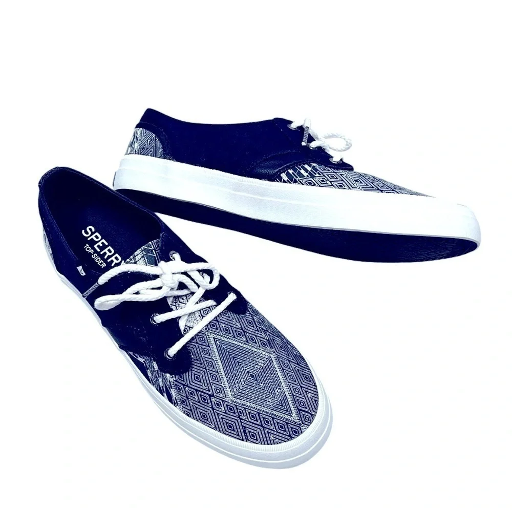 SPERRY Top-Sider Crest Ridge Navy White Lace-Up Sneakers Women's Size 9